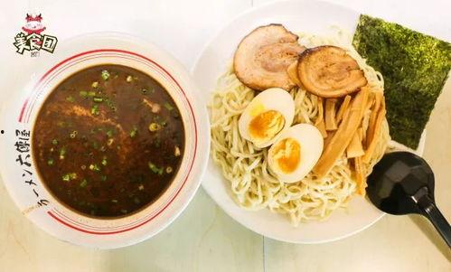 一起去吃拉面吗？